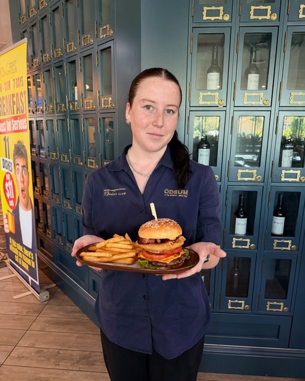 Featured image for “Hula Spudzilla Burger at Muswellbrook Workers Club”